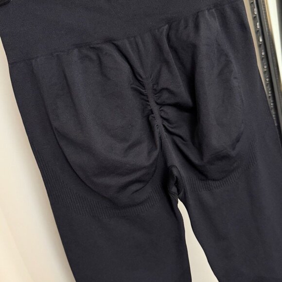 Women's ALO Yoga sportswear set (tank top + sports pants) M - Picture 3 of 9